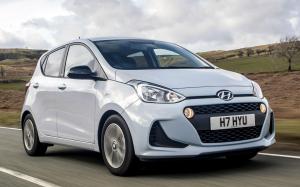 Hyundai i10 Play 2019 года